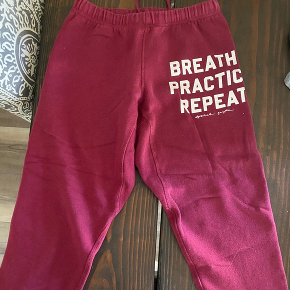Like New Spiritual Gangster Sweatpants